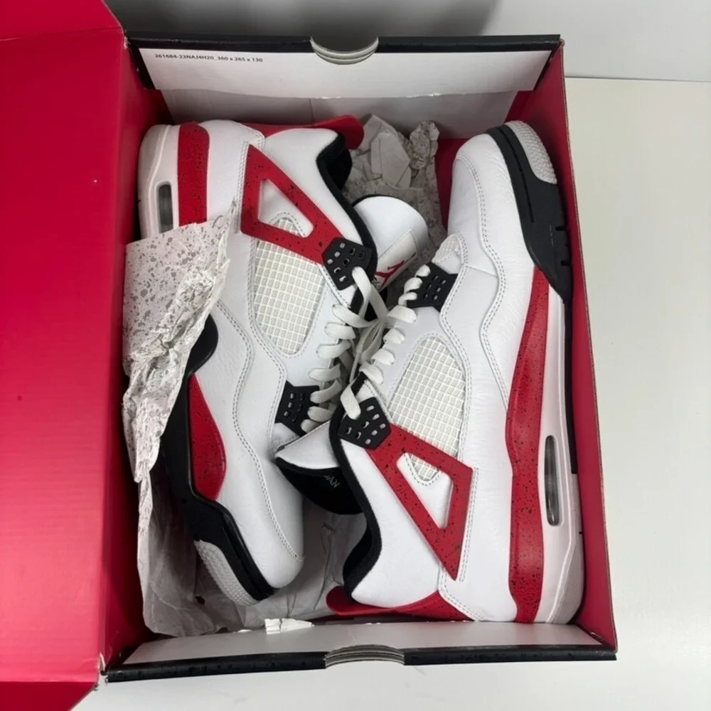 Nike Air Jordan 4 Retro 